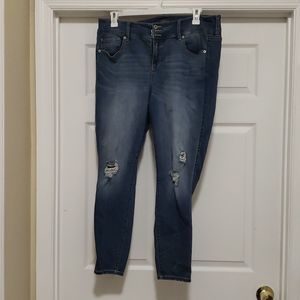 - Torrid Premium womens 20R light blue destroyed skinny jeans pants